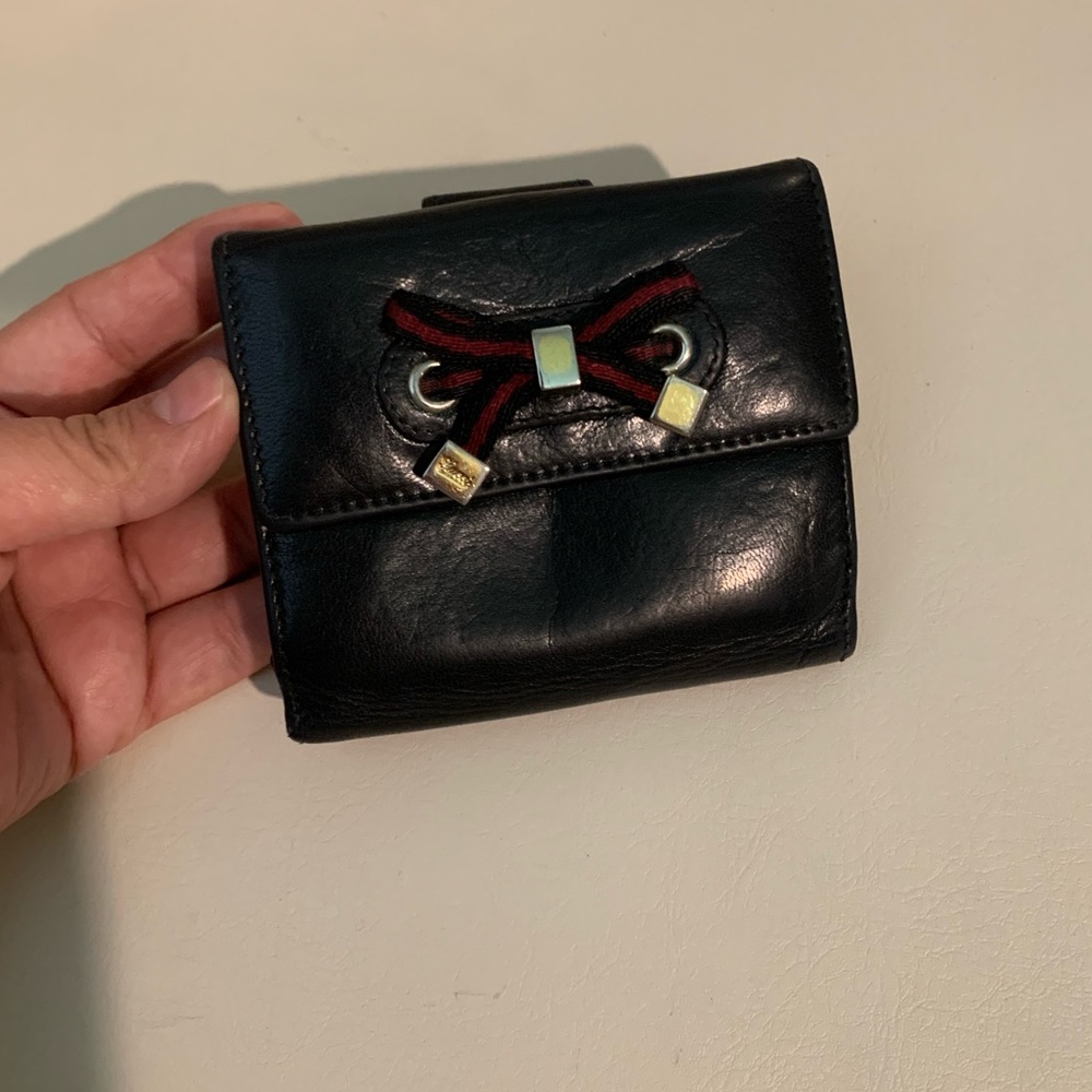 Gucci bifold web stripe bow wallet